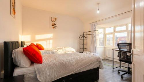 Spacious 3-Bed Home for 8 | Free Parking & Garden - Foto 5