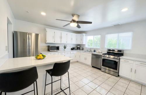 Pet friendly Spacious 3Bed with HUGE Back Yard - Foto 13