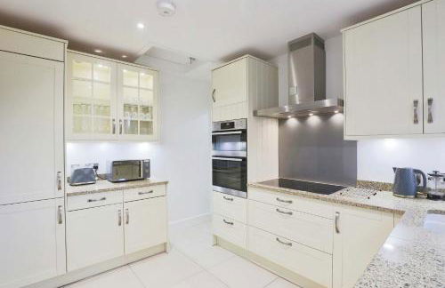 Large Luxury Home in Solihull - Sleeps 14 near NEC & BHX - Foto 74