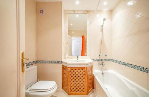 GuestReady - Near Carcavelos Beach - Photo 23