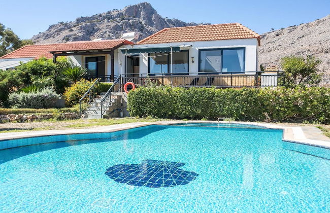 Villa Pebble in Rhodes - Photo 1