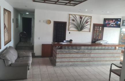 Apartamento com varanda de frente para o MAR - Angra dos Reis - Shopping Piratas - Portaria 24hs - Foto 7