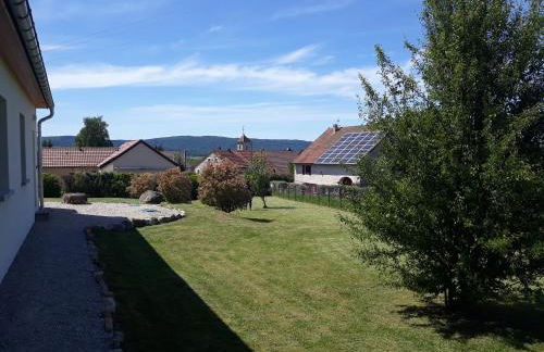 Entre Lacs Et Montagnes , Maison individuelle,lits préparés, parking et ménage inclus - Foto 16