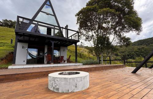 Chalé | Hidro | Churrasqueira | Vista maravilhosa - Foto 52