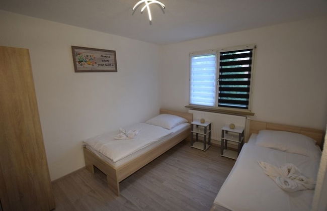 AB Apartment 23 near Cannstatter Wasen - Photo 3