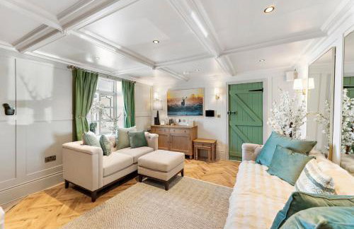 Gorgeous 3 Bedroom, 225 year old cottage - Foto 41