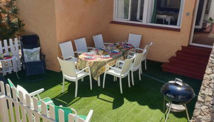 CASA CON JARDÍN A 35 METROS DE LA PLAYA. BR. - Foto 2