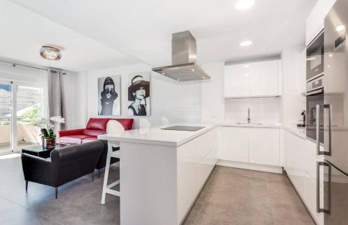 by RIVA - Gorgeous 2 Bedroom Apartment in Centre of Puerto Banus - Foto 7