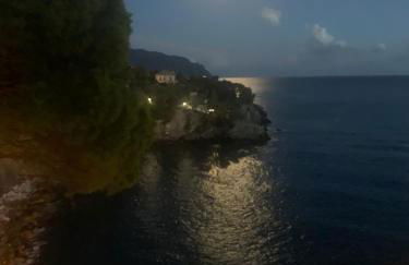 La Casa di Samantha a Villa Regina a picco sul mare con piscina - Photo 41