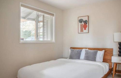 Lake View Relaxing Bellevue Home - Foto 3