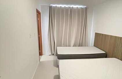 Imóvel Novo, 4 Quartos, Ar Condicionado em todos ambientes - Cond. Fechado - Guarajuba-BA - Foto 14