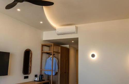 Stella Maria Hotel & Suites - Photo 37