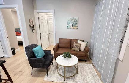 8354 Adam Unit B 1Bed 1Bath by SD Stay - Foto 5