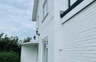 Woodingdean Contractor Pad - FREE Car & Van Parking - Foto 15