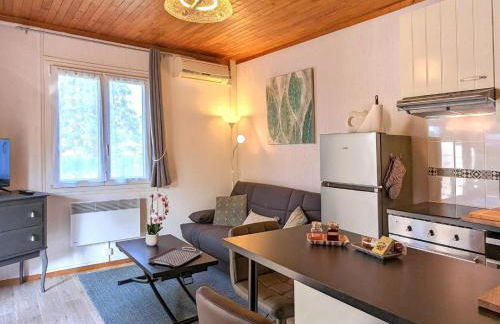 Chalet confortable à Pesmes avec terrasse privative - FR-1-583-477 - Foto 3