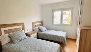 Aserradero - Bajo con terraza y piscina ! - Foto 4