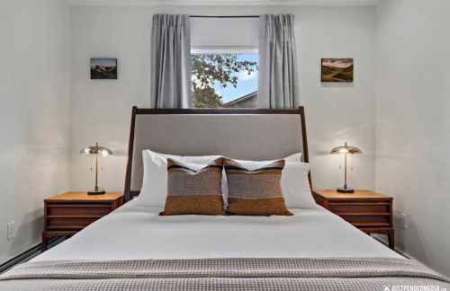 Downtown Retreat: Convenient Family Cottage - Foto 1