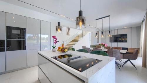 3 Bedroom Cozy Home In Nedescina - Foto 4