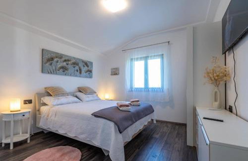 Villa Gracija, a charming holiday apartment in the heart of Istria - Photo 7