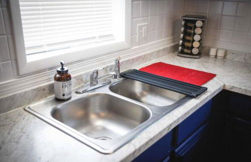 1939 Four Bed Rustic Escape by Casino - Foto 67