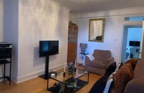 2 Bedroom Flat in Camberwell Green - Central Location with excellent connections to tourist attractions and main London airports - Photo 23