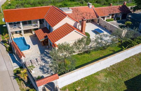 Awesome Home In Benkovac With Wifi - Foto 2