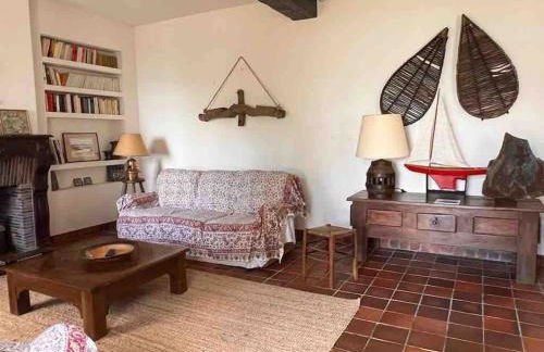 Fantastic 6 Bedroom House with stunning sea view - Foto 49