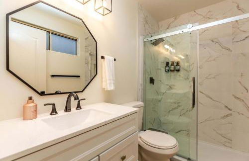 Newly Remodeled 5B4B 2 mile from the Rose Parade - Foto 42