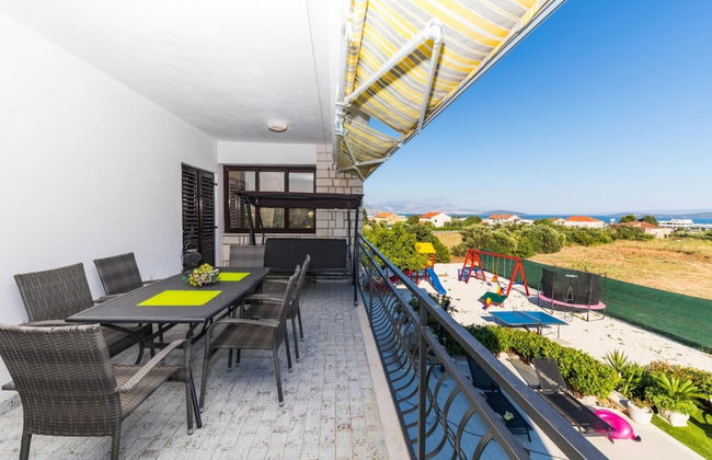 Scenic Elegant Trogir Villa With Pool - Foto 38