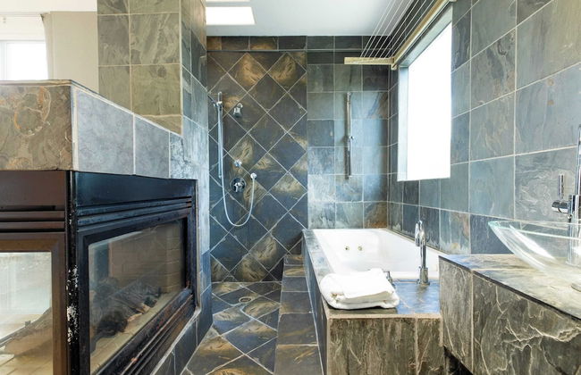 Beachcomber by Avantstay Elegant Modern Estate w/ Pool, Hot Tub & Outdoor Dining! - Foto 22