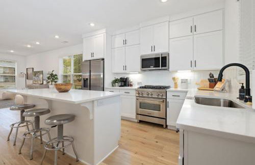 Campus Core-Half mi to Bud Walton-2 mi to Downtown - Foto 9