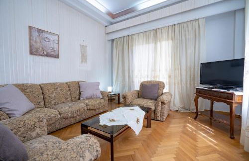 Retro 2-Bdrm House Near Metro in Heraklion by ΜΡS - Foto 46