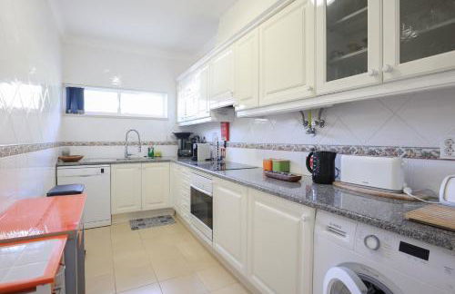 Jardins do Castelo - Piscina e tranquilidade - BY BEDZY - Foto 7