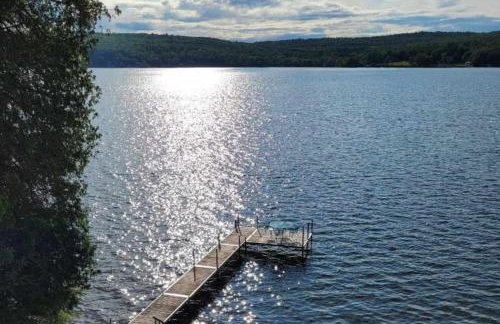 Lake Bomoseen Log Cabin - Foto 33