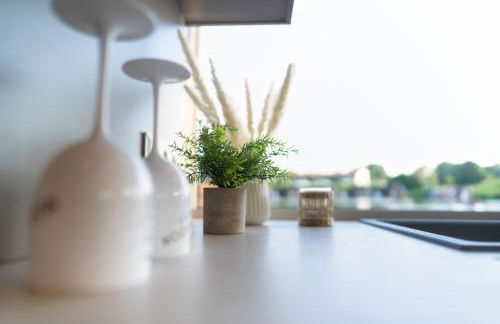 Lieblingsplatz Parey - schwimmendes Hausboot - Foto 11