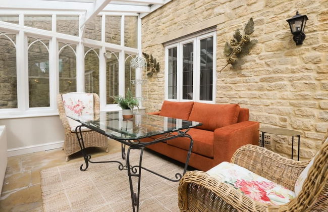 The Fosse Way Cottage - Breathtaking 5bdr Cottage With Parking Garden - Photo 42