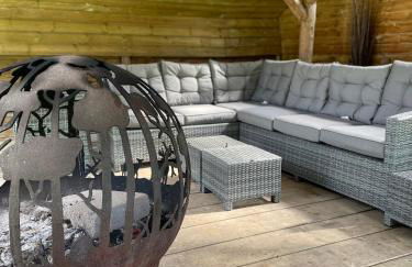 Oak Tree Lodge: Unique 2 level Shepherd's Hut: Dartmouth - Foto 4