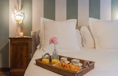 Villa Riva Bellagio with Pool - Photo 16