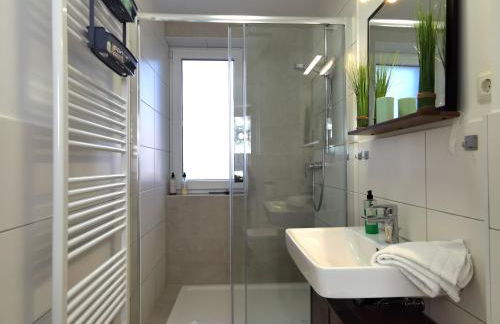 BohnApartments XL Suite - 2 Schlafzimmer mit Balkon - Zentrum - Petersberg - Domplatz - Foto 27