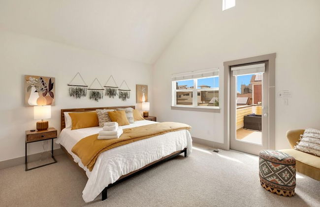 Hip Old Town North Gem! Near Breweries and River! - Foto 5