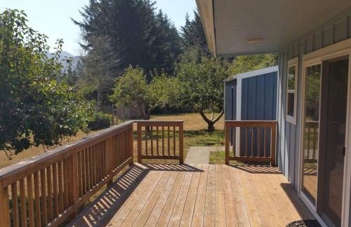 Coastal Charm: SW Oregon home on 2+ quiet acres - Foto 9