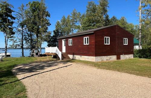 Lakefront Cottage on Pelican Lake - Foto 1