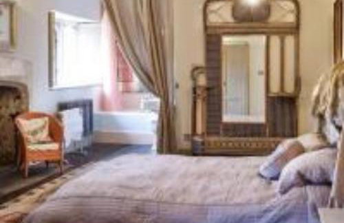 Tudor Romance- a historic manor house for holiday and corporate stays - Foto 3