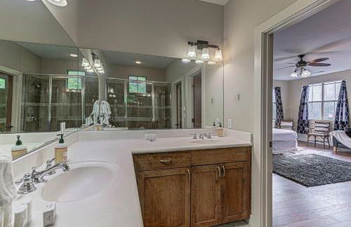 Charming 2BD - Billiards Near Lady Bird Lake & DT - Foto 30