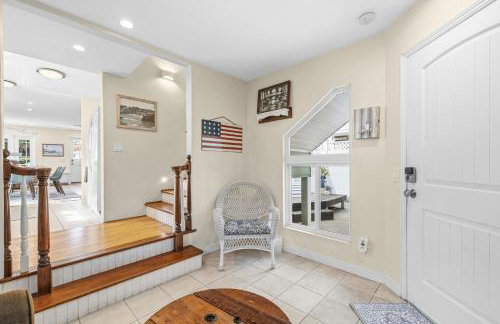 Stunning beach home - steps2sand, AC, Large Patio and Fast Wifi! - Foto 68