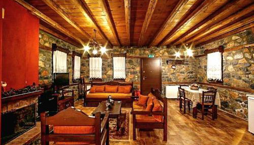 Nemesis Suites - Photo 3