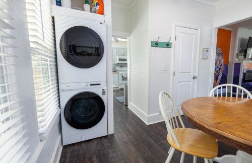 Cozy Downtown Seneca Bungalow - Foto 30