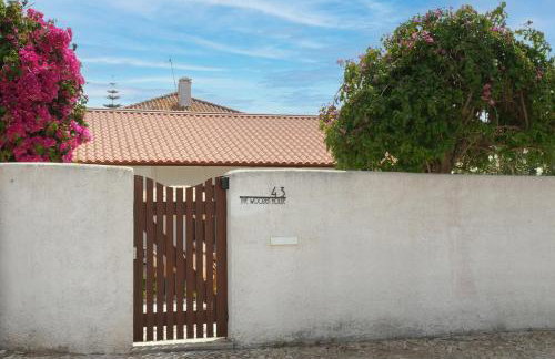 The Wooden House near the beach - Foto 49