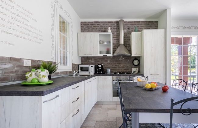 JOIVY MAS Avilo Villa Bobbio - Foto 9