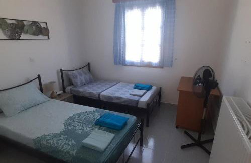 Παραθαλάσσιο εξοχικό σπίτι με θέα τον κόλπο Βάρης - Photo 16